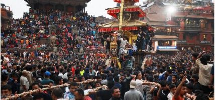 भक्तपुरको प्रसिद्ध बिस्केट जात्रा र भैरबनाथको पूजा सुरु