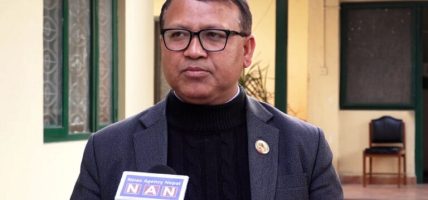 शिक्षक महासङ्घका माग सम्बोधन गर्न प्रधानमन्त्रीलाई परियारको खुल्लापत्र