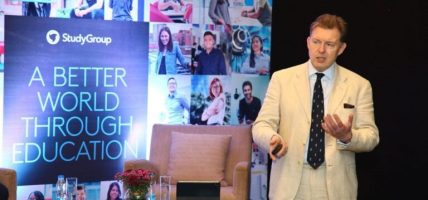 नेपाली विद्यार्थीलाई लण्डनमा नयाँ अवसर