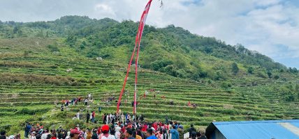 भूमे पूजासहित लिङ्गो जुधाइ प्रतियोगितामा कान्छी गाउँ विजयी