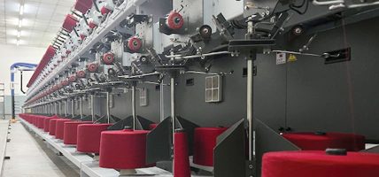 विद्युत् लाइन काटिएपछि उद्योगहरू बन्द, मजदुर कामविहीन