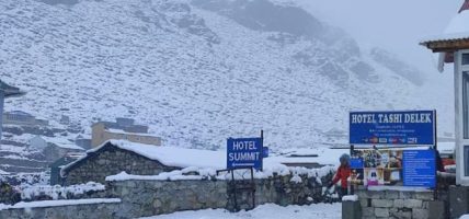 खुम्बुमा पाँच हजारभन्दा बढीको बिचल्ली