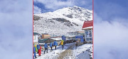 मनाङ, मुस्ताङ र म्याग्दीमा हिमपातले पर्यटक अलपत्र