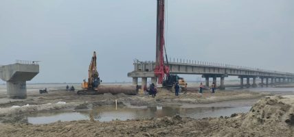 सिराहा र धनुषा जोड्ने कमला पुल यसै वर्ष तयार हुने