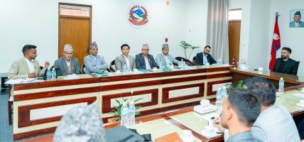 प्रधानमन्त्रीसँग सुदूरपश्चिम प्रदेशबाट प्रतिनिधित्व गर्ने सांसदको छलफल