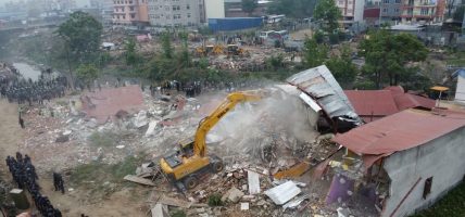 मनोहराको सुकुम्बासी बस्ती भत्काइयो (फोटो फिचर)