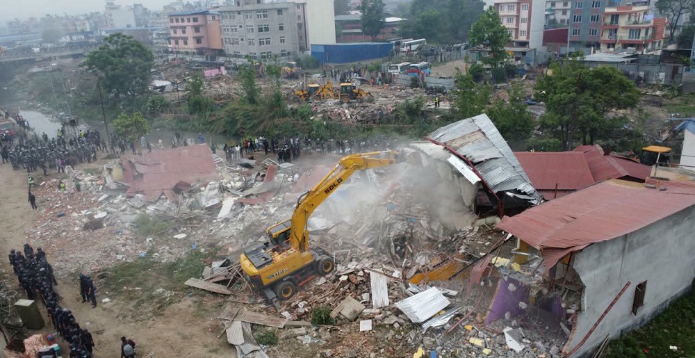 मनोहराको सुकुम्बासी बस्ती भत्काइयो (फोटो फिचर)