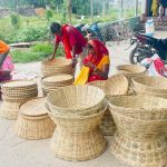 चाडपर्वले जोगाउँदै कुम्हालेको परम्परागत पेसा